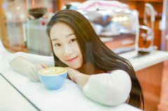 新生故事丨网红美少女的咖啡梦