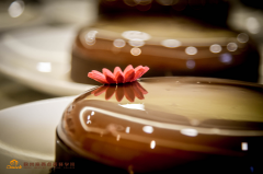 时下流行的淋面蛋糕，不懂这些技巧怎么做都会失败