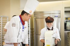 学习烘焙零基础要学多久？