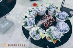 做西点烘焙有什么出路？哈尔滨在哪里学烘焙？