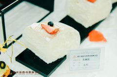 男生适合学烘焙吗？哈尔滨在哪里学烘焙？