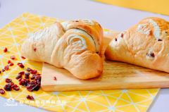 零基础学西点多久能开个蛋糕店？有哪些注意事项？