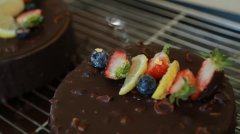 想转行，做西点师？这里有些建议送给你！