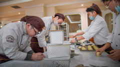 高考考不好还有出路吗？在哈尔滨欧米奇学技术是不是好选择？