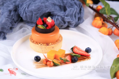 女生学什么技术好？学西点有前途吗？