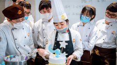 学西点的最佳年龄