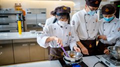 女生学烘焙有前途吗