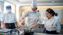  想就业学烘焙有前途吗? 烘焙行业